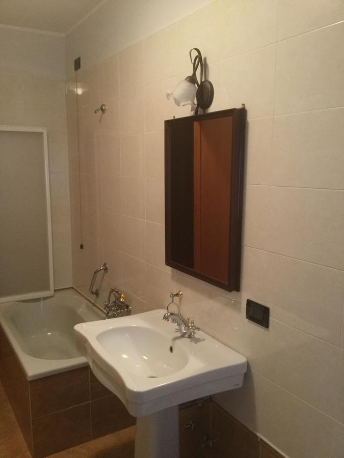 Nido Center II Apartment Бергамо Екстериор снимка